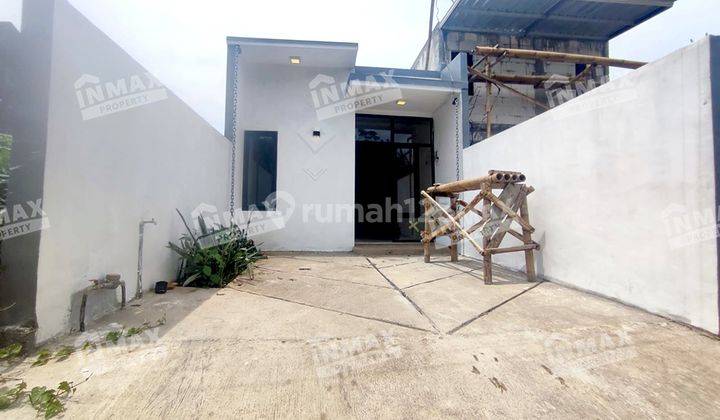 Rumah Baru Minimalis Buring Malang, Ada 2 Kamar Daerah Aman 1
