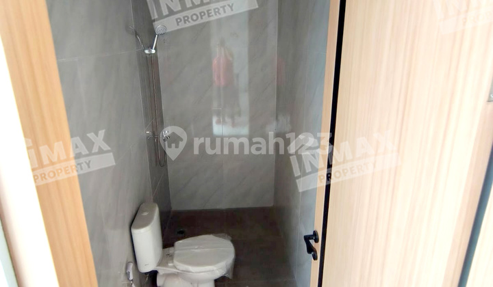 Rumah 2 Lantai Bangunan Baru Free AJB, dekat tol 2