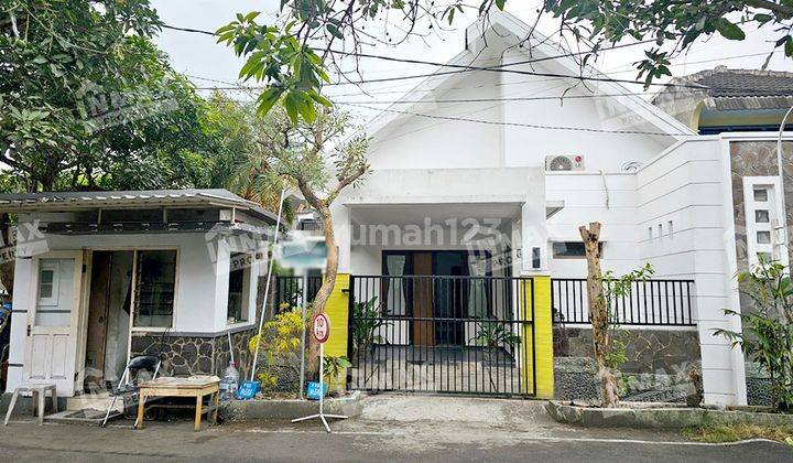 Rumah 4 Kamar Daerah Soekarno Hatta Semi Furnished (cod_liv) 1