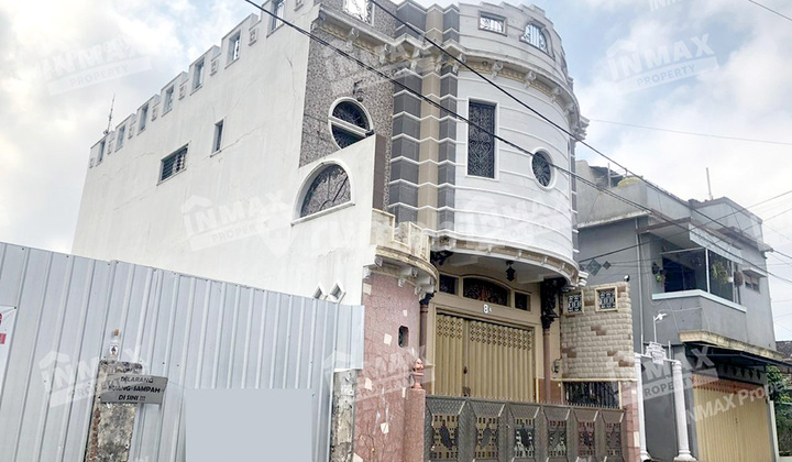 Ruko 2 Lantai Traffic Ramai Row Jalan Lebar