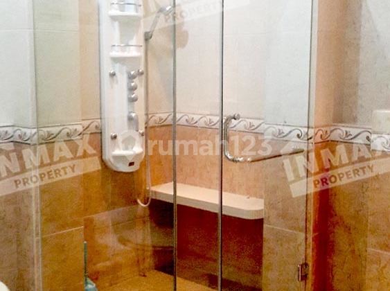 Spacious Furnished House in Dieng Ready to Occupy Near Mall 2