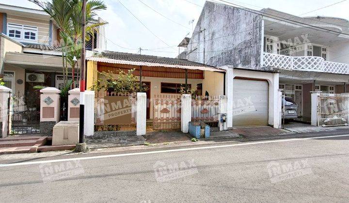 Rumah Dekat Sekolah Hwa Ind Kolese Santo Yusup 1