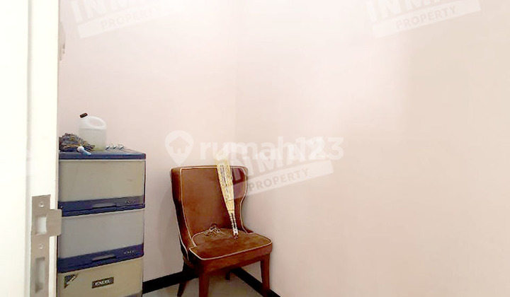 House Near Saint Joseph College (Hwa Ind) Blimbing School House Near Saint Joseph College (Hwa Ind) Blimbing School