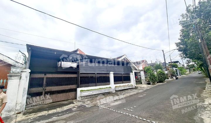 Rumah Daerah Tidar, Dekat Sekolah & Universitas