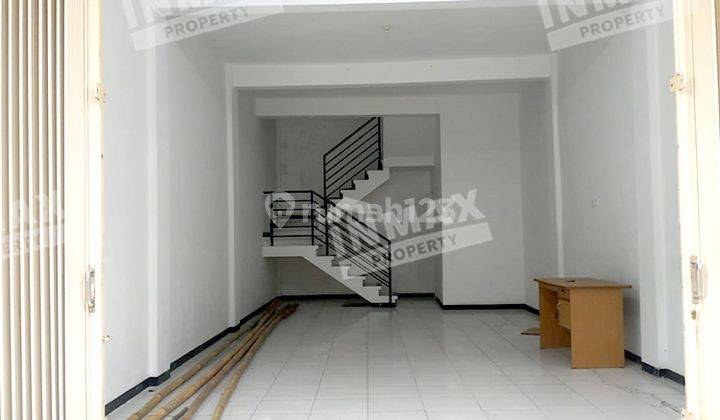 Ruko 2 Lantai Lokasi Strategis Siap Pakai Usaha 2