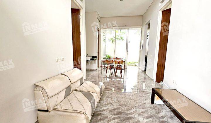 Rumah Semifurnished 3 Kamar Dekat Jalan Ijen (cod_liv) 2