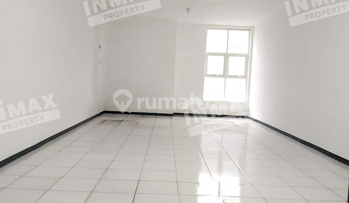 Ruko in the Mergan Area, Ready to Use, Suitable for Business, Near School 2