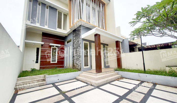 Rumah 2 Lantai Graha Golf, Daerah Araya Siap Huni Rumah 2 Lantai Graha Golf, Daerah Araya Siap Huni