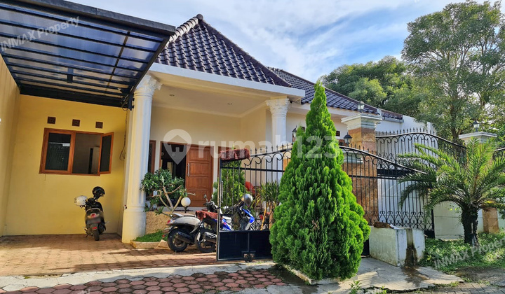 Rumah 4 Kamar Di Tidar Villa Estate (tve_liv) 2