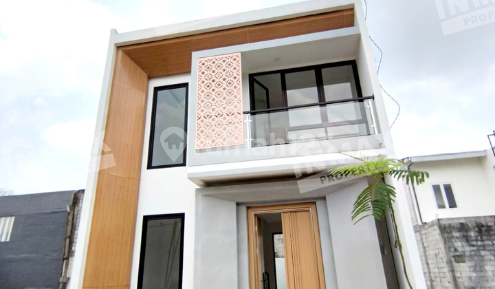 2-Story New Building House Free AJB, near toll road 2-Story New Building House Free AJB, near toll road