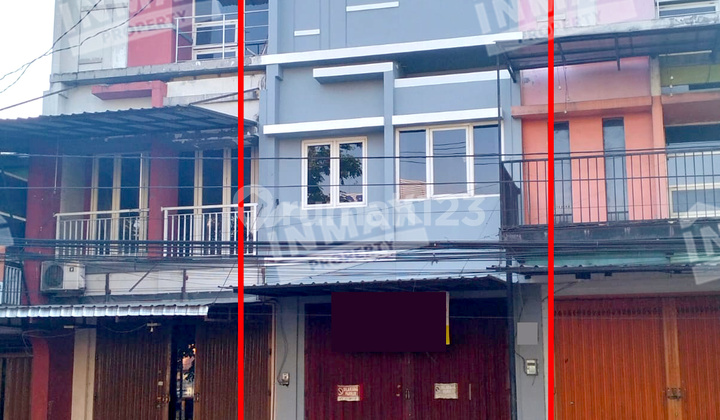 Shop House with Bedrooms, Near UIN, Unisma, UB Suitable for Business Shop House with Bedrooms, Near UIN, Unisma, UB Suitable for Business