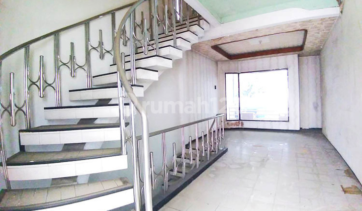 Rumah 5 Kamar Di Letjen S Parman Cocok Untuk Usaha (spar_ev) 2