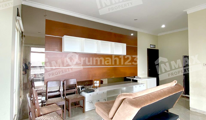 Rumah 4 Lantai 5 Menit ke Soekarno Hatta, 7 Menit Ke UB Rumah 4 Lantai 5 Menit ke Soekarno Hatta, 7 Menit Ke UB