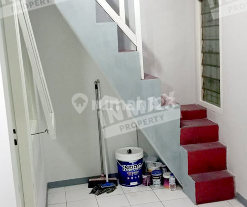 Rumah 3 Kamar Di Danau Sidenreng, Sawojajar (dasi_yvn) 2