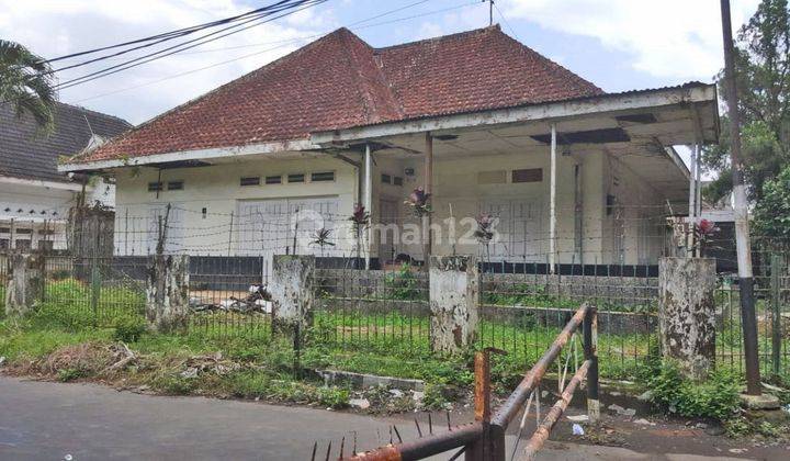 Rumah Klasik Terawat Daerah Andalas Siap Huni Cocok Untuk Pensiun 2