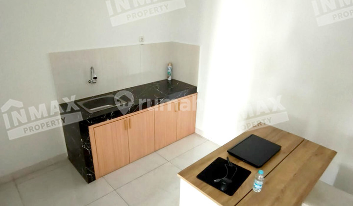 Rumah 4 Kamar Bangunan Baru Free AJB, Dekat Tol 2