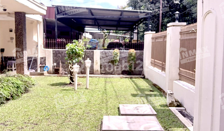 Rumah Hari Tua Ada Taman Dekat Rs, Smkn, Pasar