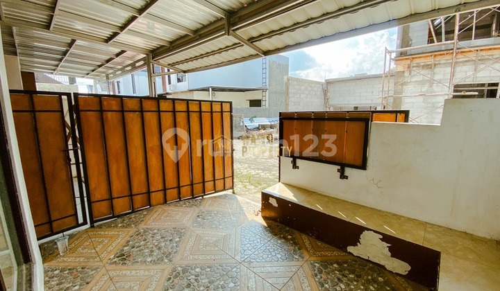 RUMAH SIAP HUNI 2 LANTAI ALL IN DEKAT JALAN JOGJA SOLO PRAMBANAN 2