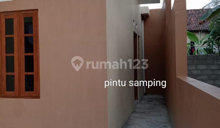 Rumah Modern 3 Kamar Tidur, Akses Mudah ke Pasar Godean 2