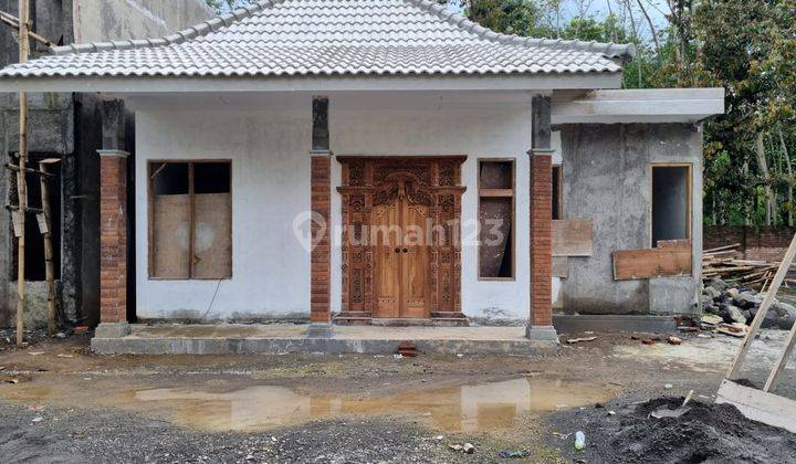 Rumah dengan Nuansa Alam dan Desain Klasik Di Magelang 2