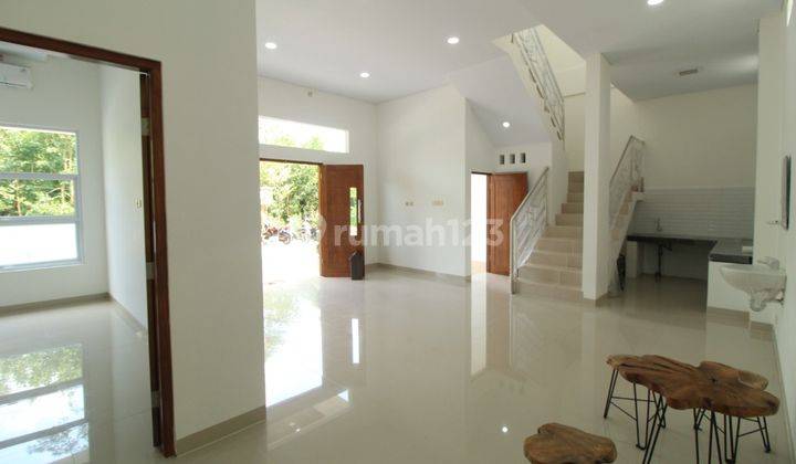 RUMAH SIAP HUNI DI KAWASAN STRATEGIS PENDIDIKAN UII