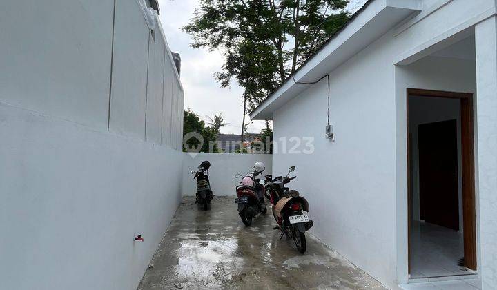 Rumah Cantik Paling Murah Dekat Jalan Raya Di Kalasan  2