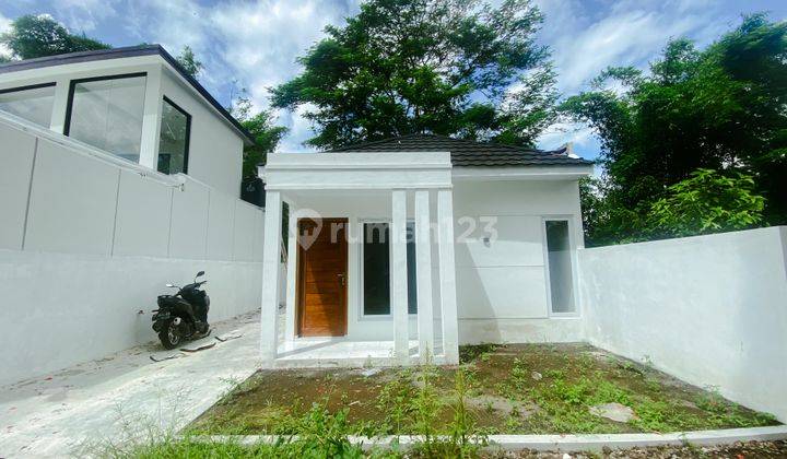 Rumah Cantik Di Kalasan Samping Jalan Raya Hanya 350 Juta  1