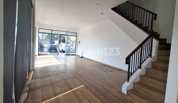 3-story Shop House Hook In Down Town Madison, Tourist City, Cibubur 2