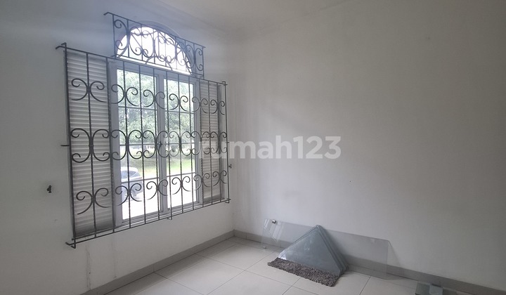 2-Story House with Swimming Pool in Kota Wisata 2