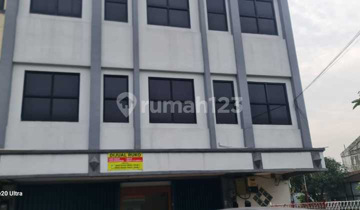 tampak depan dijual ruko mahkota mas cikokol