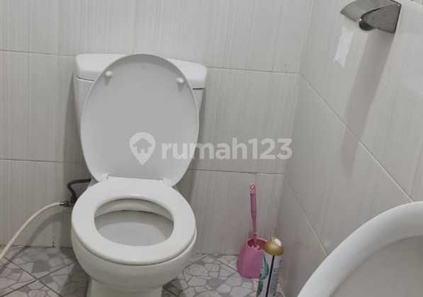 kamar mandi dijual ruko mahkota mas cikokol