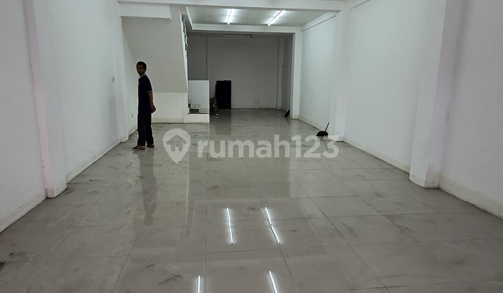 For Rent: 3.5-Story Shop House in Panglima Polim, South Jakarta 1