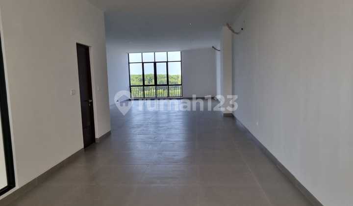 Dijual/Disewakan Ruko Hollywood Pik 2Dengan 3 Lantai di Kawasan Maju