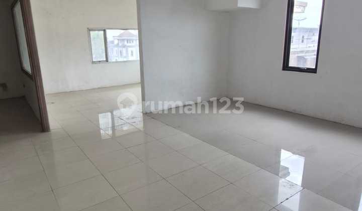 FOR QUICK LEASE: ATTACHED SHOPHOUSE CORNER UNIT 1000 TAMAN PALEM LESTARI CENGKARENG