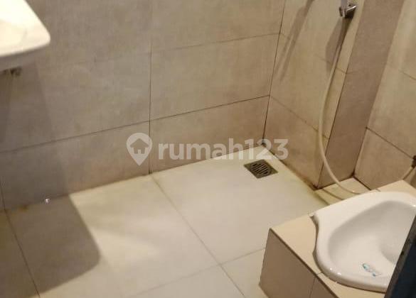 QUICKLY FOR RENT: 3.5-STORY SHOPHOUSE ON PANGLIMA POLIM, SOUTH JAKARTA 2