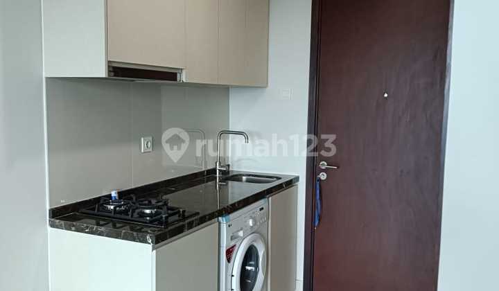 Disewakan Cepat Furnsihed Studio Apartemen Puri Mansion Tower Crystal, Jakarat Barat 2