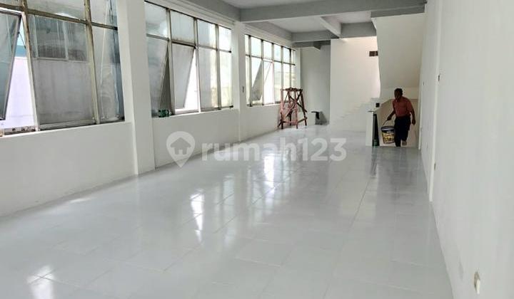 Dijual Ruko Tiga Lantai Di Radio Dalam Jakarta Selatan