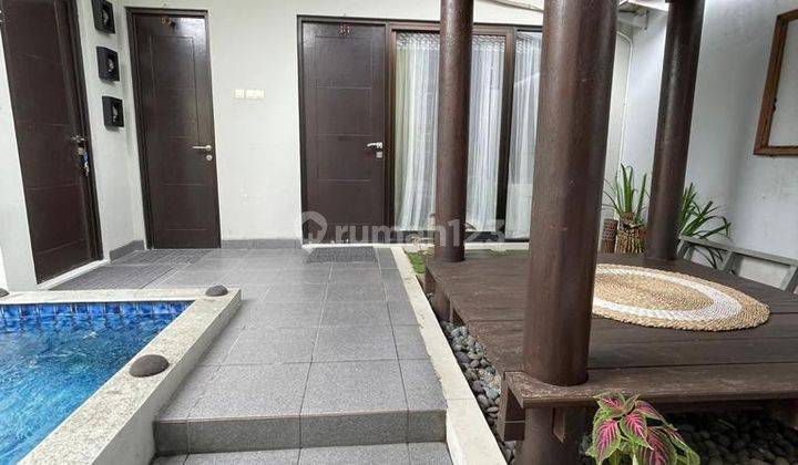 DIJUAL RUMAH VILLA DI ANYER FULL FURNISHED CANTIK HOOK MURAH MERIAH 1