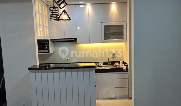 FOR SALE QUICK 2BR FURNISHED APARTMENT CITRALAKE SUITES WEST JAKARTA