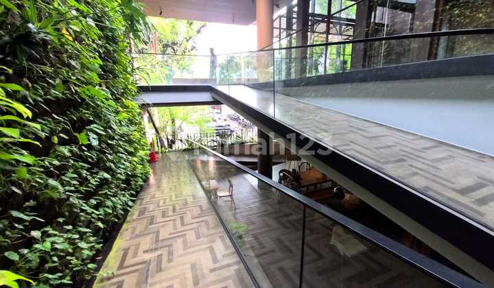 For Rent Quickly Building/Shop House Per Floor Located on 2nd Floor, Location Panglima Polim South Jakarta. 2