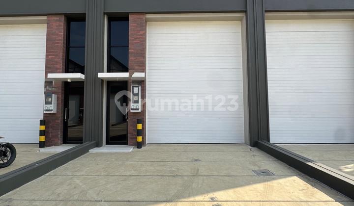 Gudang Bizpark Pik2 Siap Pakai untuk Penyimpanan Barang Anda