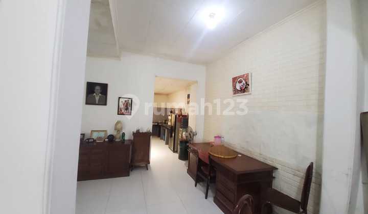 Rumah Lokasi Strategis di Cawang, Jakarta Timur 1