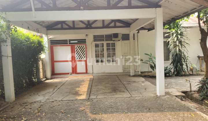 Rumah Lama Hitung Tanah Lingkungan Nyaman & Asri Lokasi Strategis Jl RS Fatmawati Raya 1
