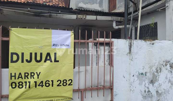 Rumah Lama dan Lokasi Strategis cocok untuk Usaha Kost dan Tempat Tinggal di Menteng,  2