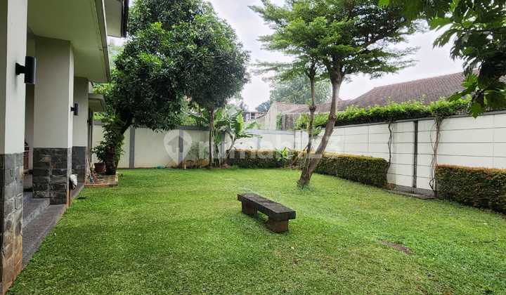 Rumah Asri, Luas & Nyaman Lokasi Sangat Strategis di Cilandak dekat dengan  Jl TB Simatupang - Toll JORR  2