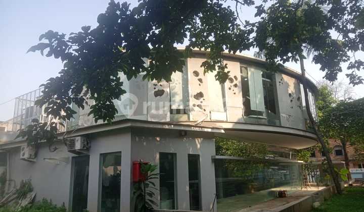 Kantor Siap Huni Harga Dibawah NJOP Lokasi Strategis daerah Prime di Kemang