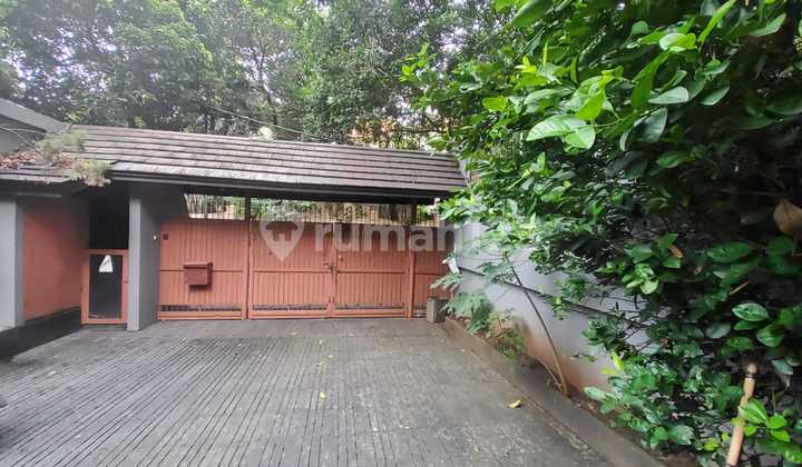 Rumah Asri & Lingkungan Nyaman serta Lokasi Strategis di Cipete