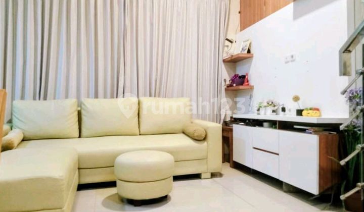 Jual Rumah Manyar Indah Surabaya, Hunian Nyaman Modern 2