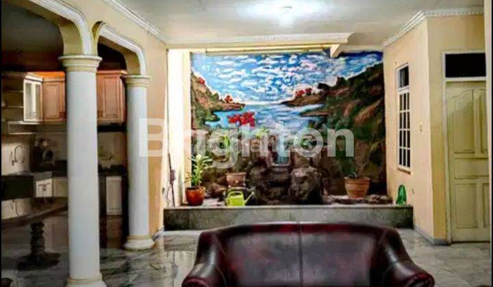 RUMAH CANTIK NYAMAN DAN STRATEGIS DI JL MH TAMRIN CIKOKOL TANGERANG 2