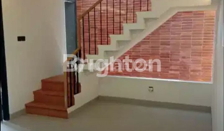 SIAP DI HUNI RUMAH DI KAISAR BINTARO 5 TANGERANG SELATAN